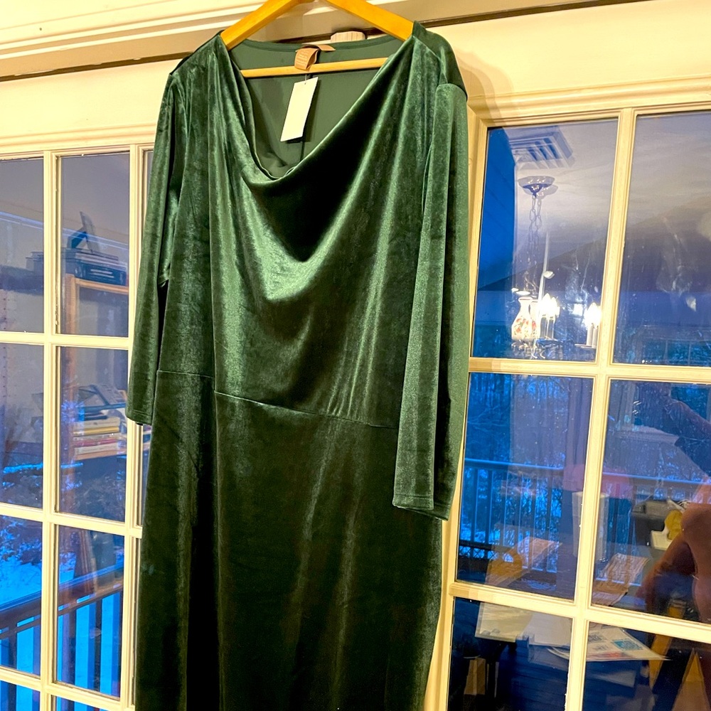 H&M NWT 3x emerald green velvet cowl neck midi dress